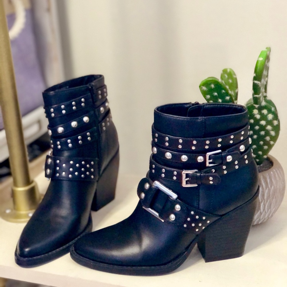 Madden Girl Kaleb Western style Studded Booties - Picture 5 of 7